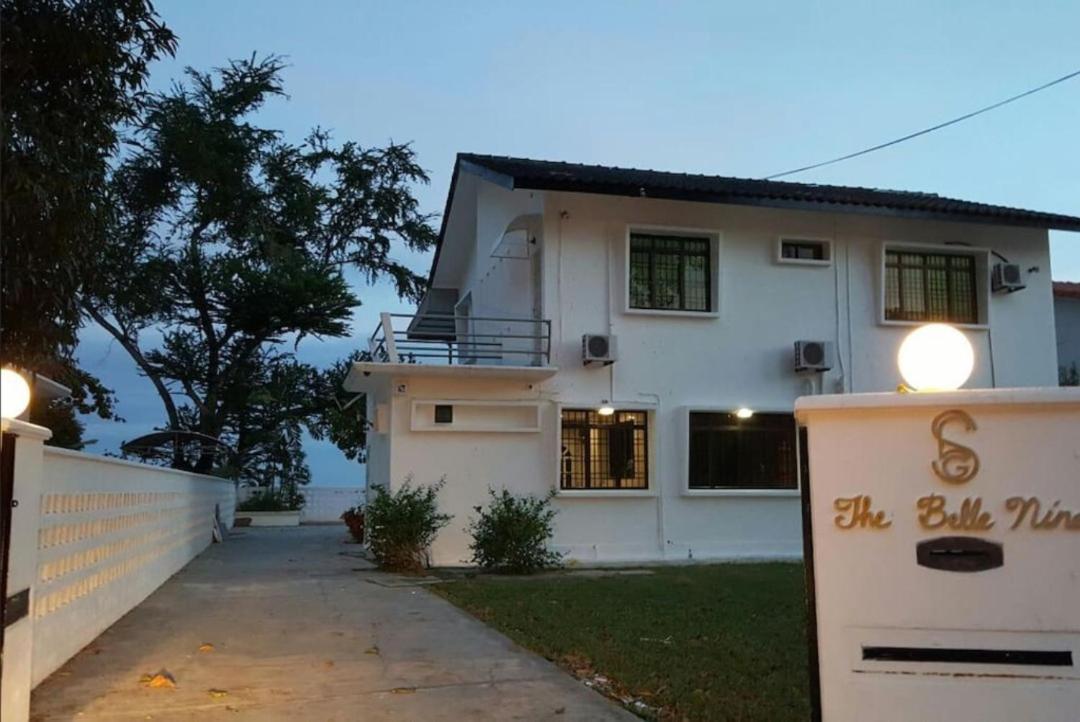 G&T's Beach Front Villa Tanjung Bungah  Exterior foto